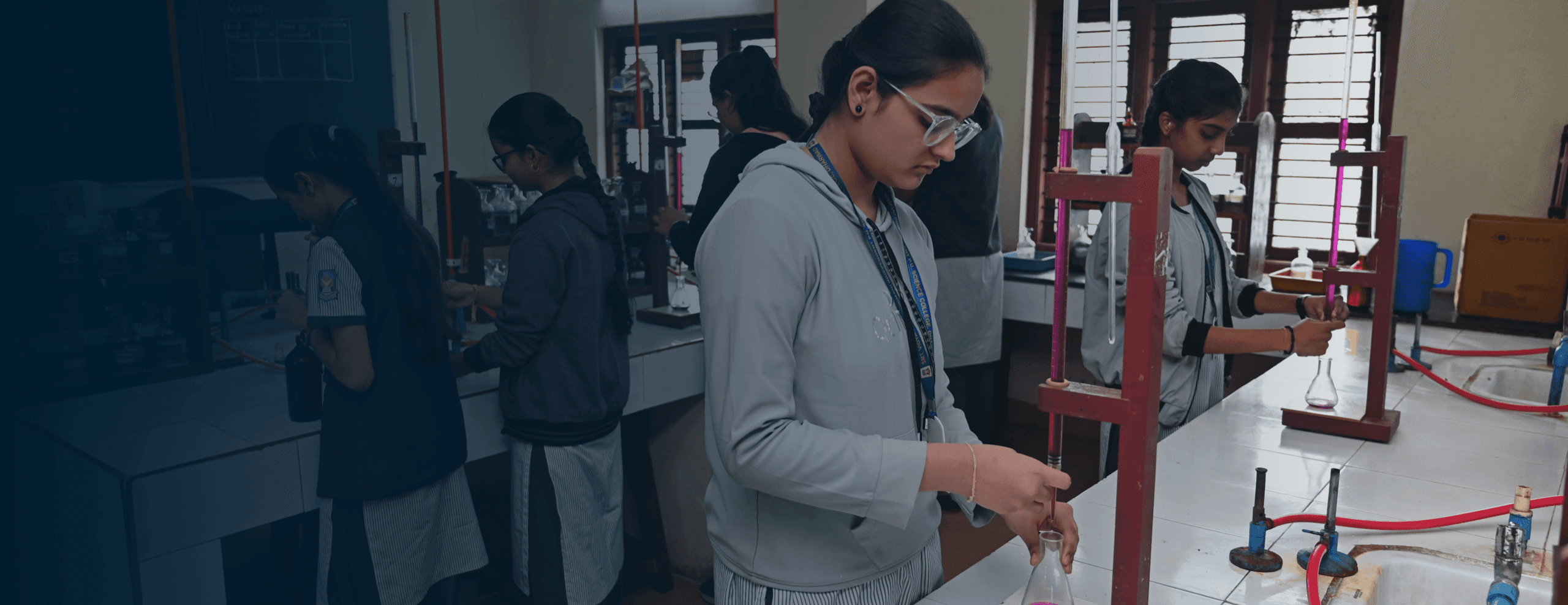 VPH College Dharwad classrooms and laboratories