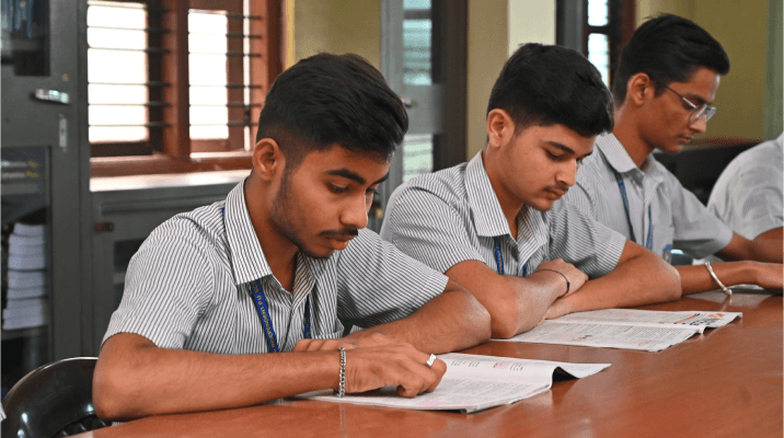 VPH College Dharwad Celebrates KCET & NEET 2025 Results — VPH College, Dharwad